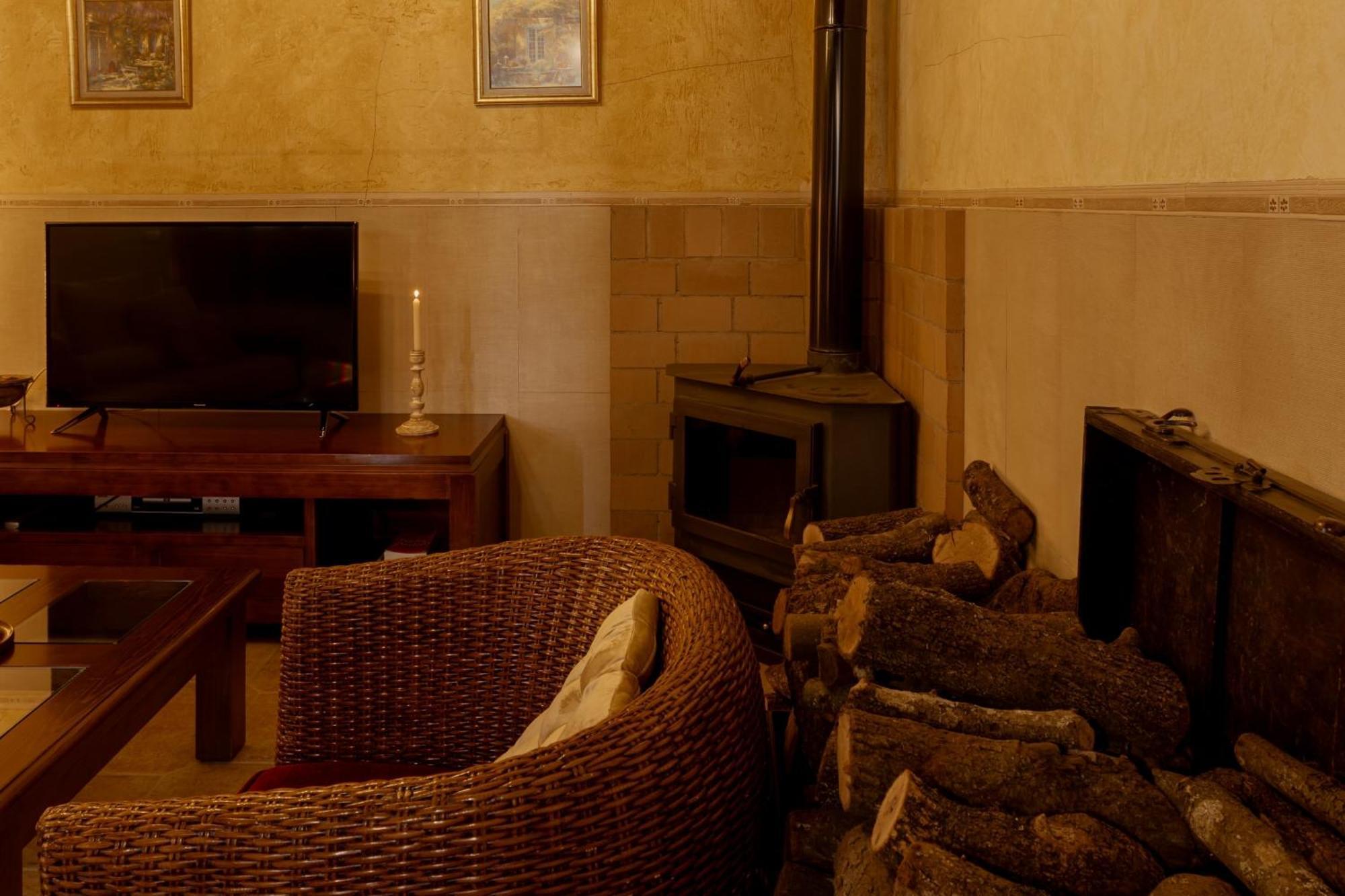 Casa Rural Beit Shalom Hervas Exterior photo